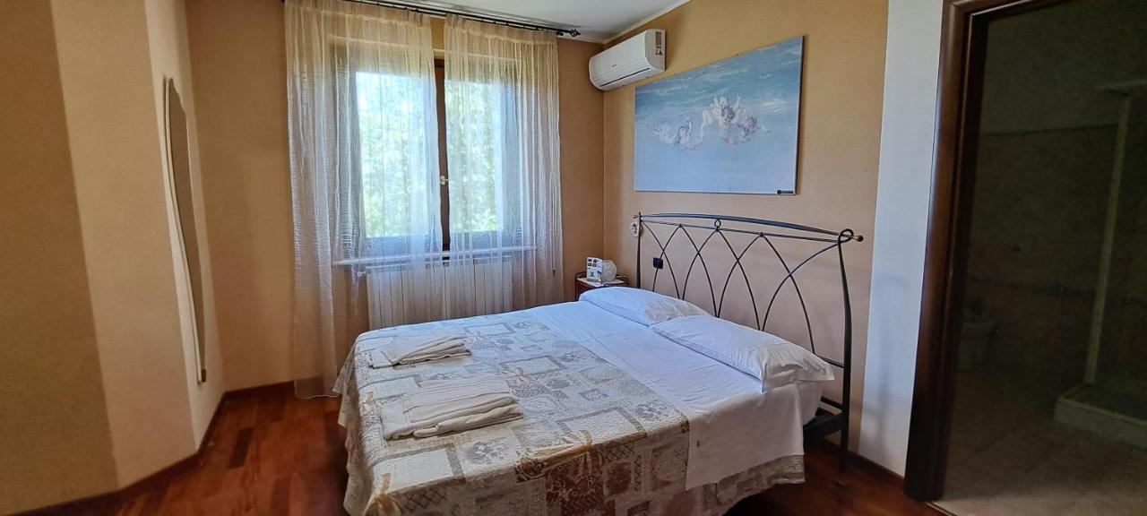 B & B Le Tre Rose Tollo Exterior foto